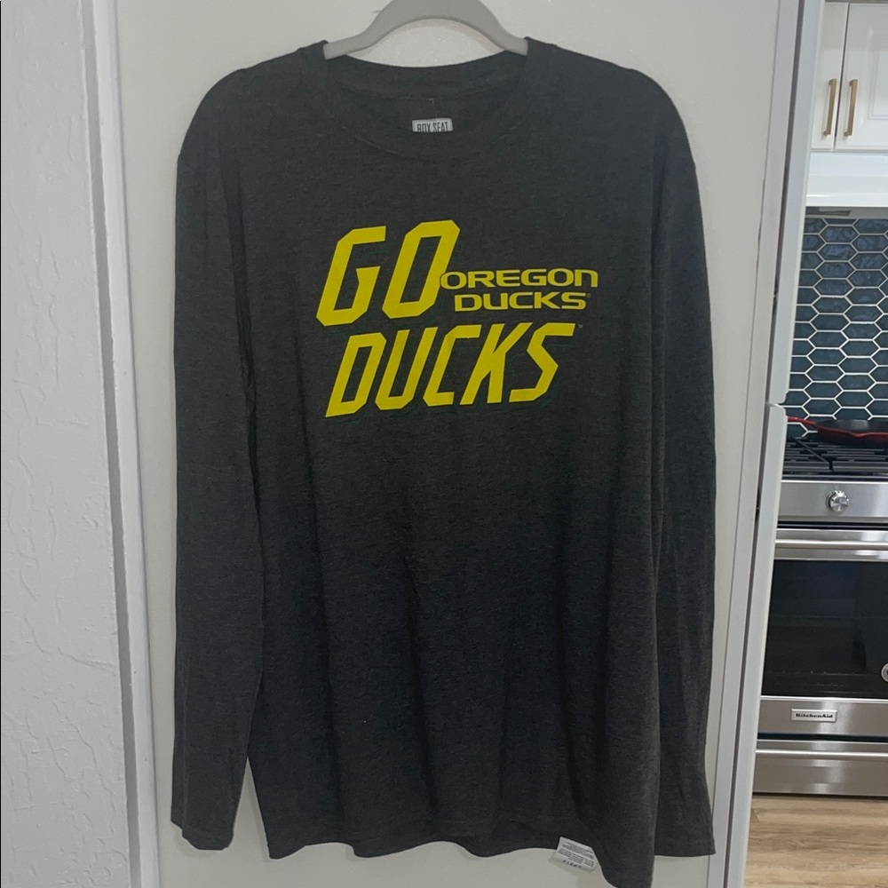 NWT Box Seat Oregon Ducks Men's Gray Long Sleeve Shirt | L